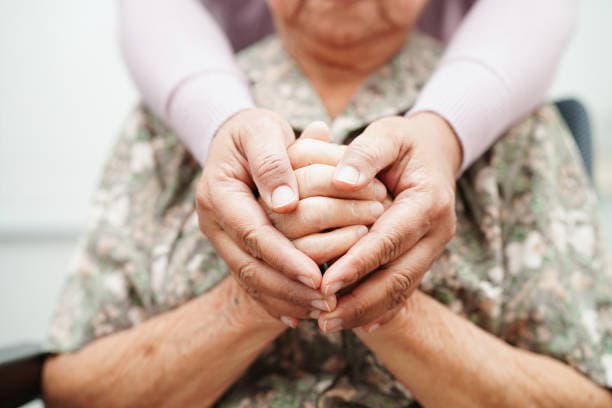 Caregiver Hiring Guide: How to Compare Private Home Care, Overnight Support, and Local Caregiver Options
